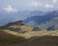 瑟门山